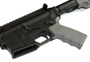 AR-15 with Hipertouch curved trigger