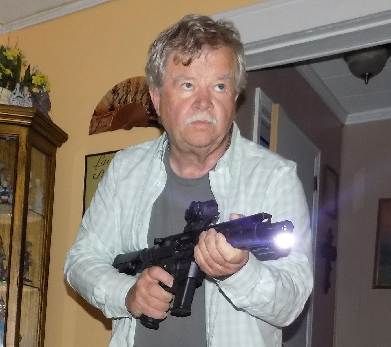 Bob Campbell shooting the Wilson Combat AR 9