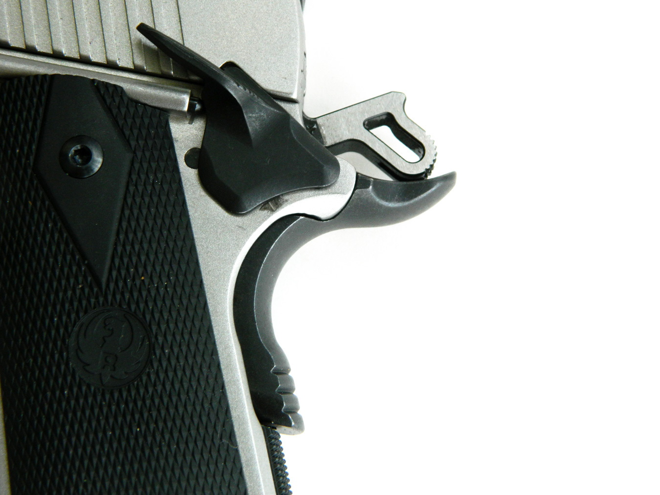 beavertail grip safety and extended slide lock safety