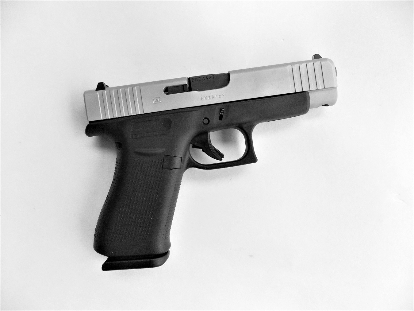 Glock 48 pistol right profile