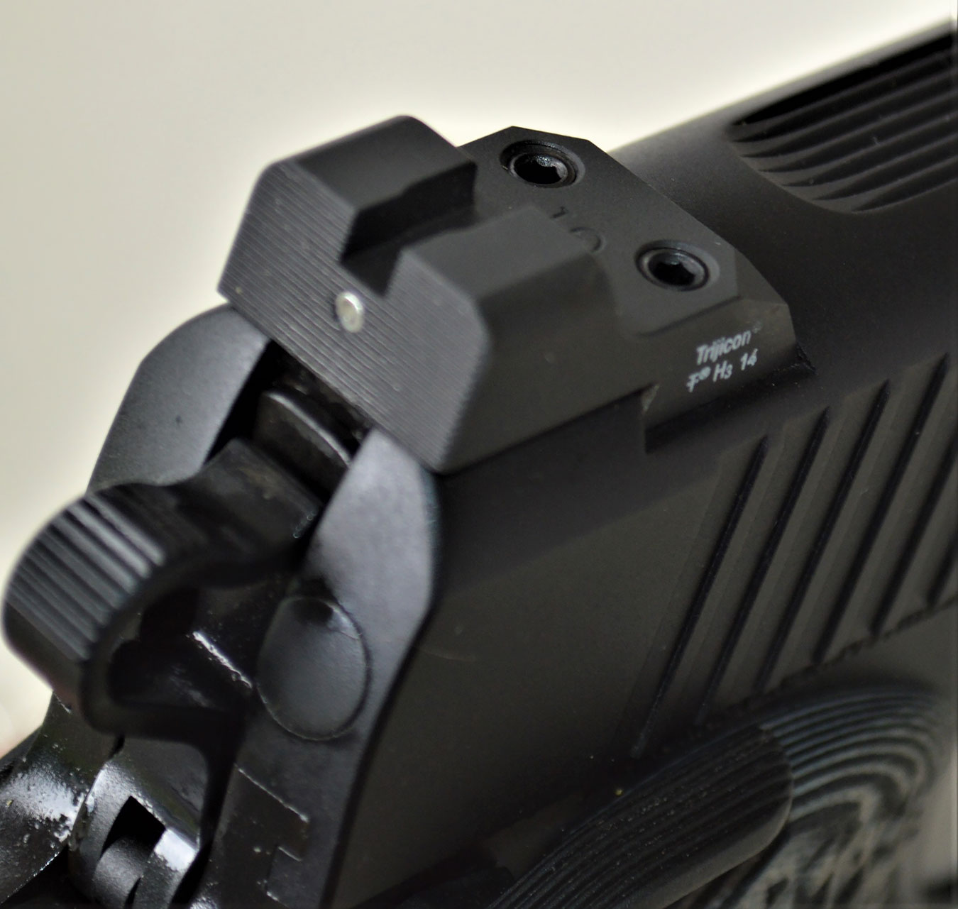 Bar stock rear sight on the Guncrafter Commander 1911