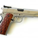 uger SR1911 fitted with Ahrend’s skip checkered grips