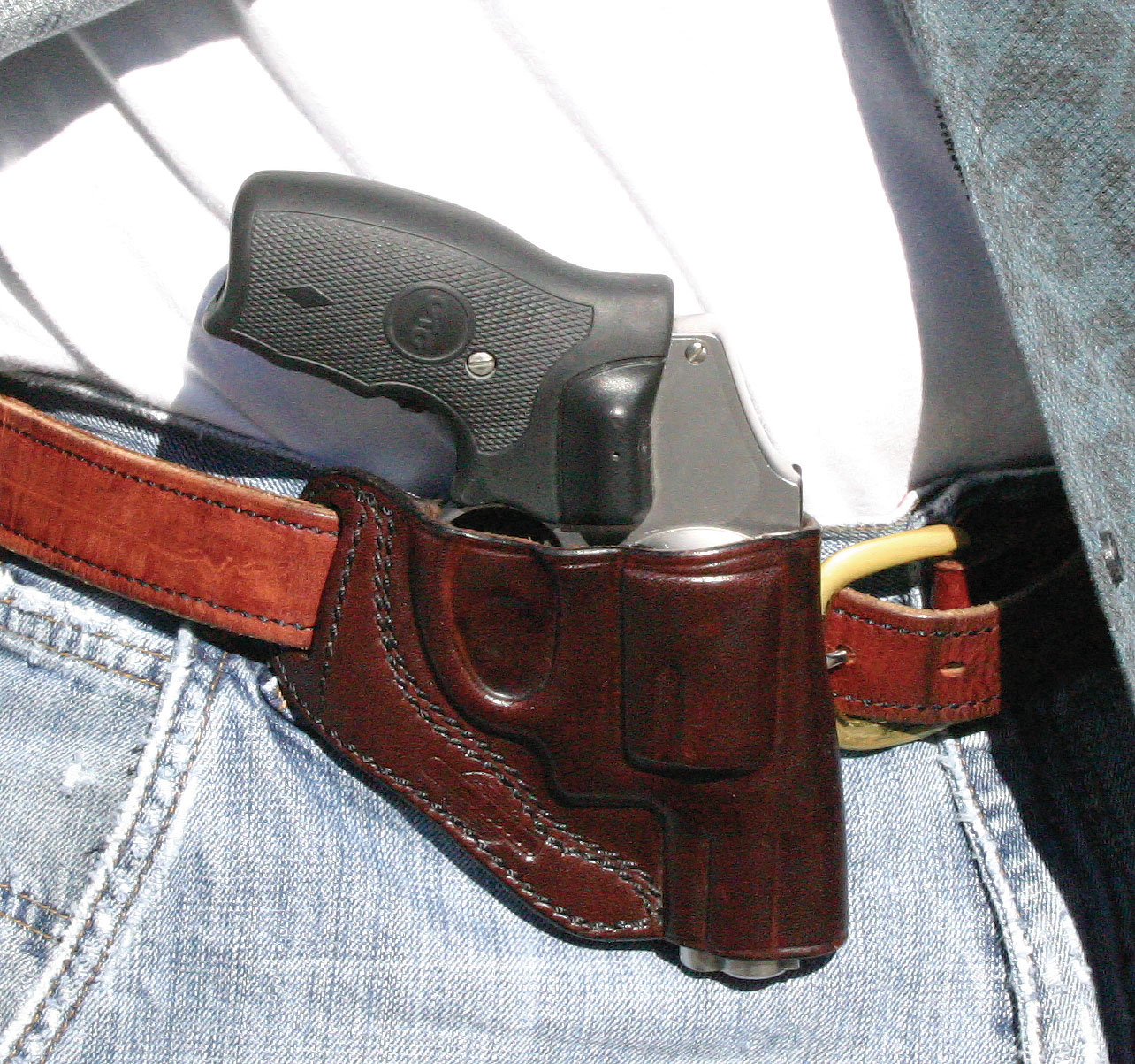 Nancy Special leather outside the belt holster with revolver for appendix carry