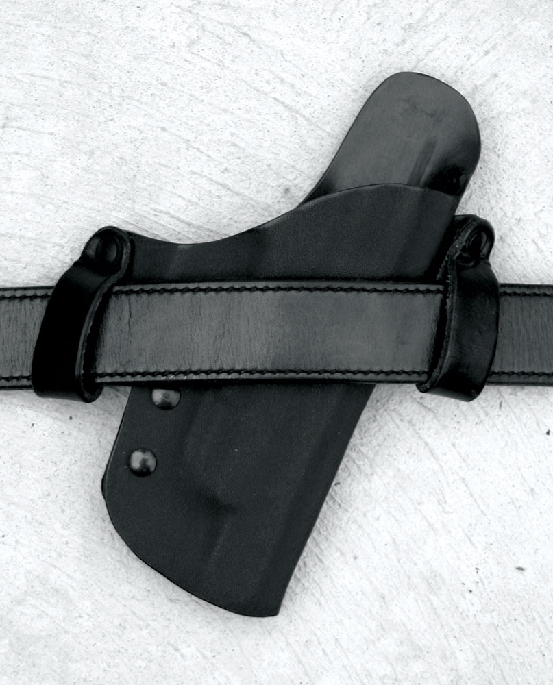 15 degree forward cant leather holster on a gun belt