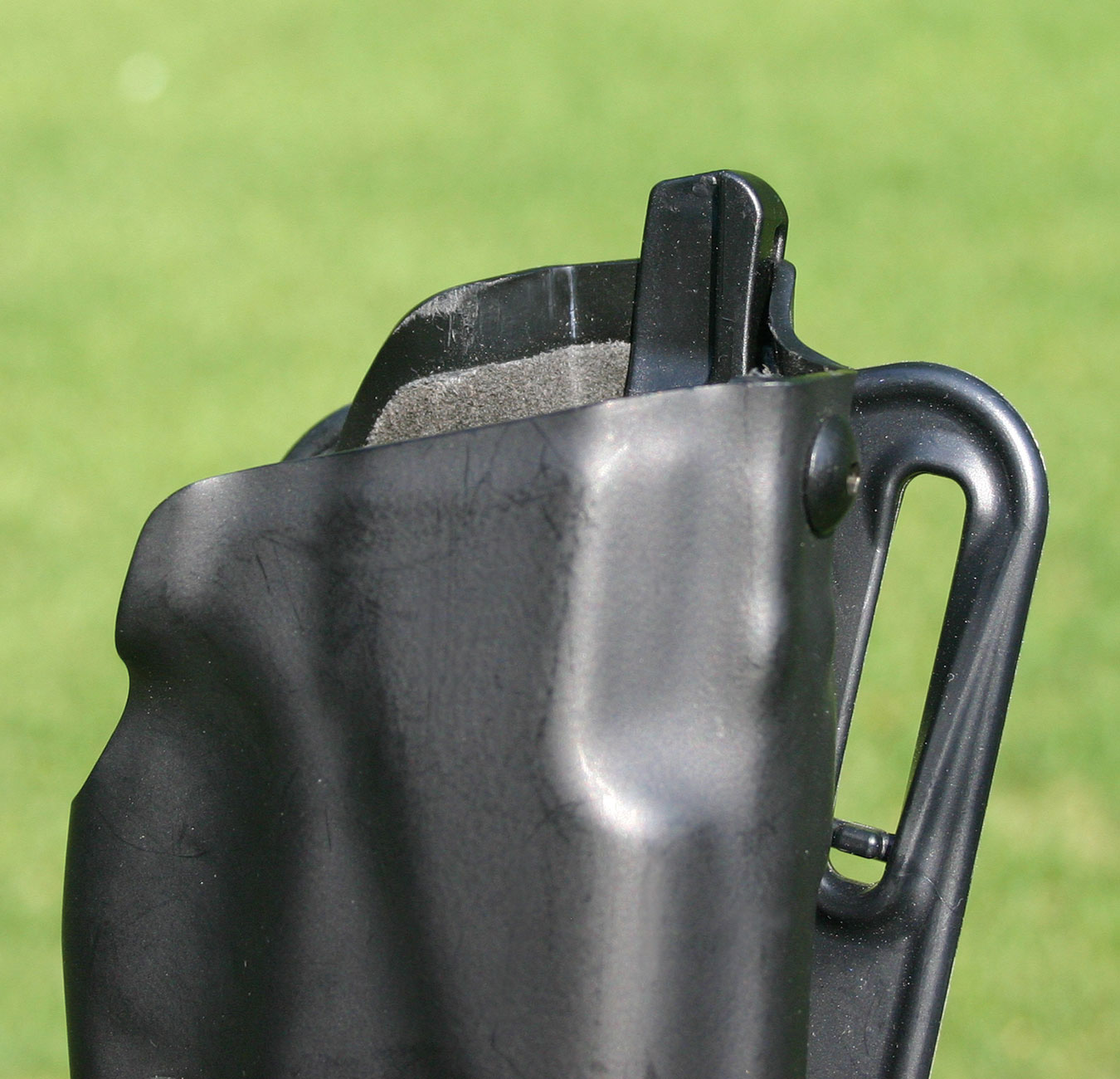 Kydex pistol holster