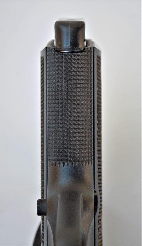 checkered front strap on Guncrafter CCO