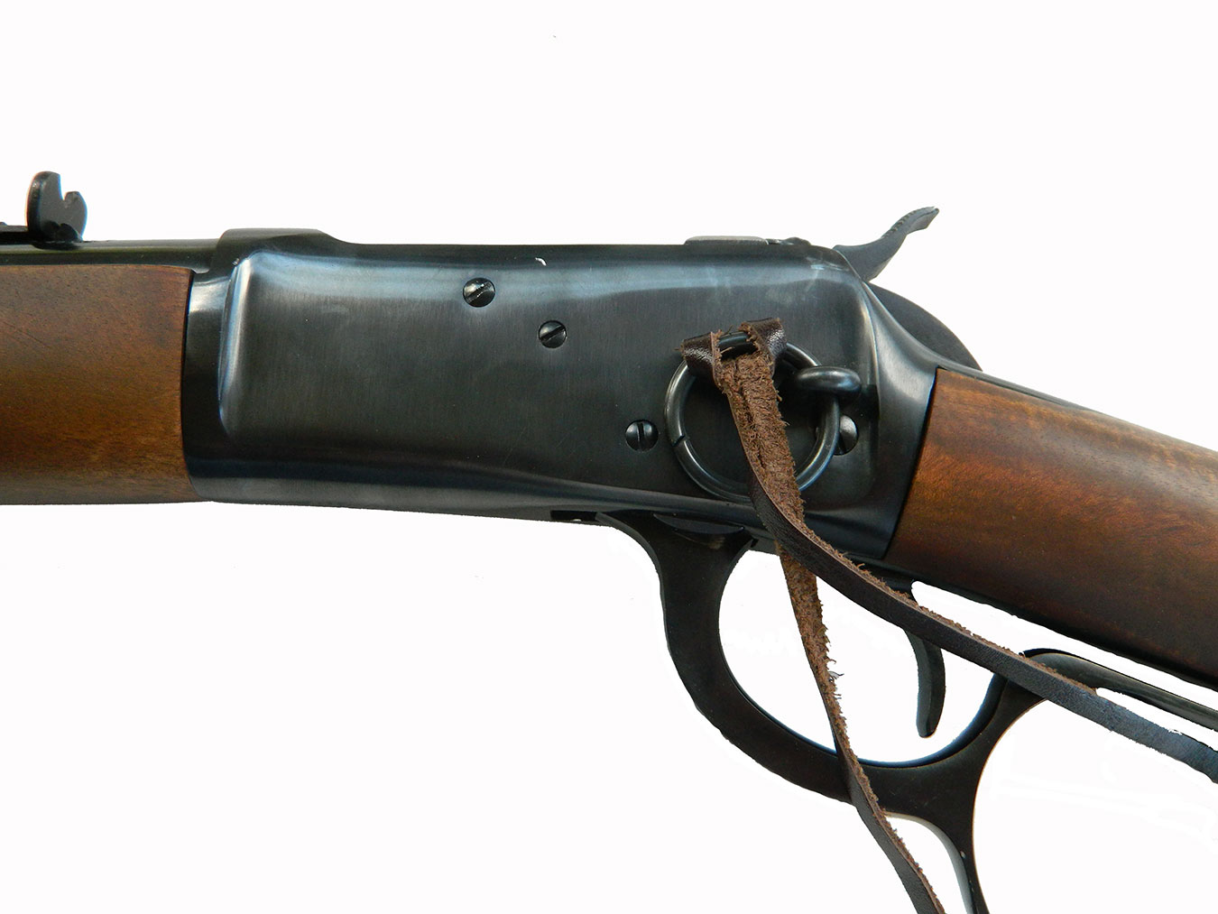 Saddle ring and thong on the Rossi Frontier rifle