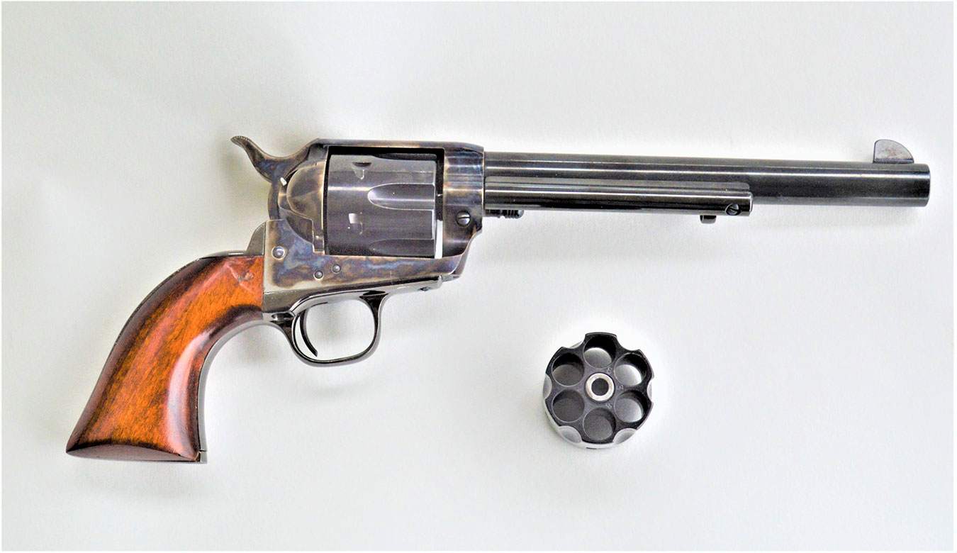 Uberti switch cylinder revolver with additional cylinder