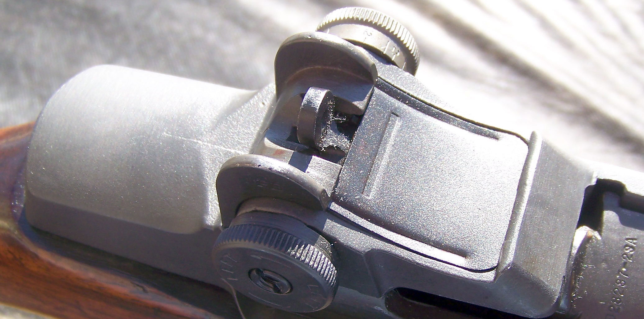 Aperatur sight on the M1 Garand rifle